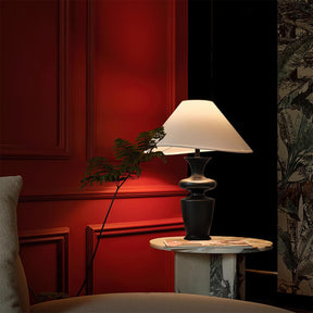 Lampe de Table Design Moderne - Élégance Classique avec Lumière Chaude