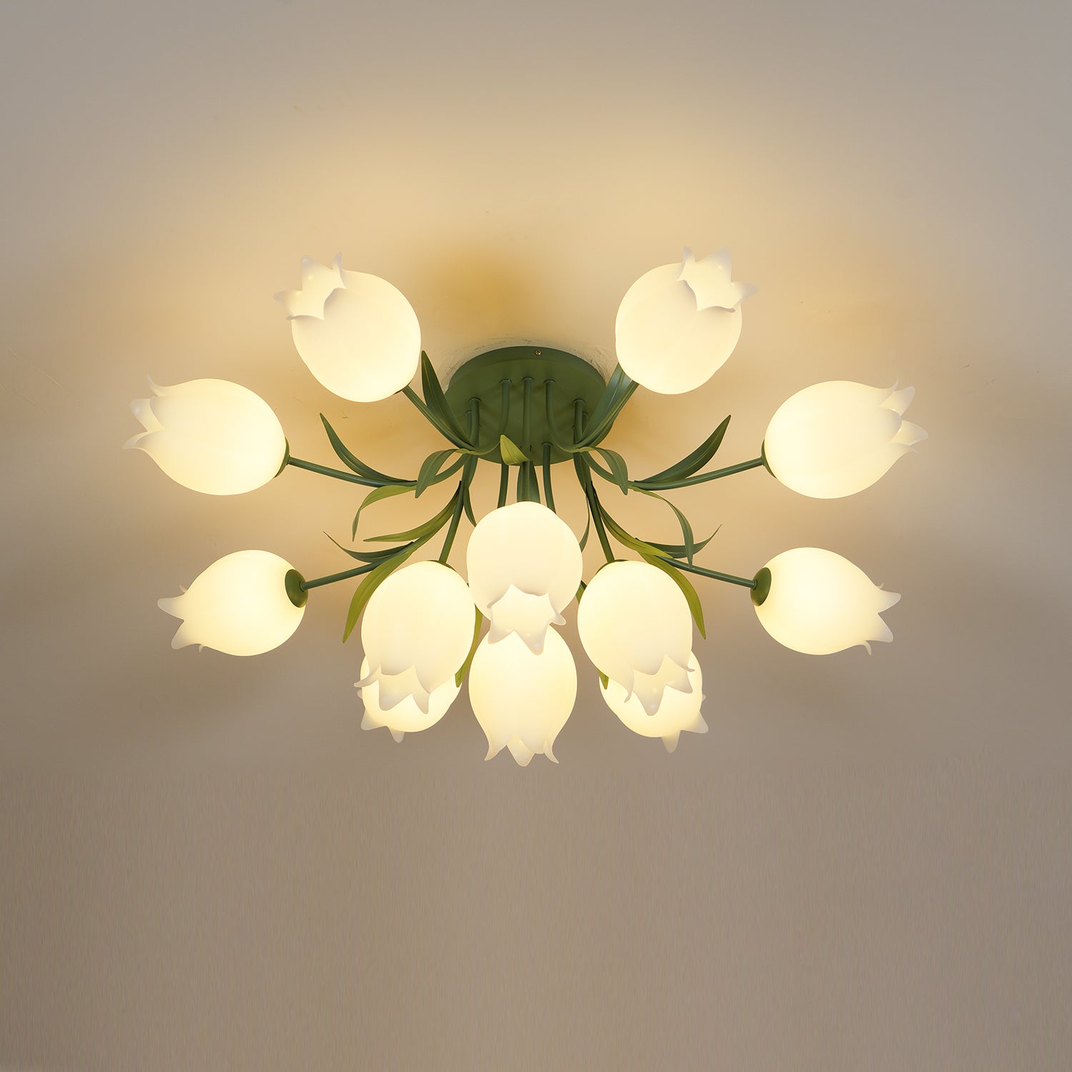 Lampe de Plafond Élégante en Métal - Design Floral et Lumière Douce