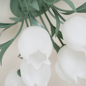 Lampe de Plafond Élégante en Métal - Design Floral et Lumière Douce