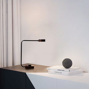 Lampe de Table Élégante - Design Arrondi et Éclairage Subtil