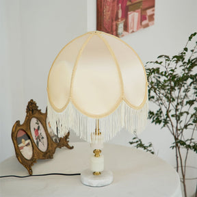 Lampe de Table Rustique en Marbre - Élégante avec Détail en Frange