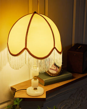 Lampe de Table Rustique en Marbre - Élégante avec Détail en Frange