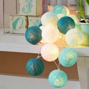 Guirlande de Boules de Coton - Ambiance Chaleureuse et Conviviale