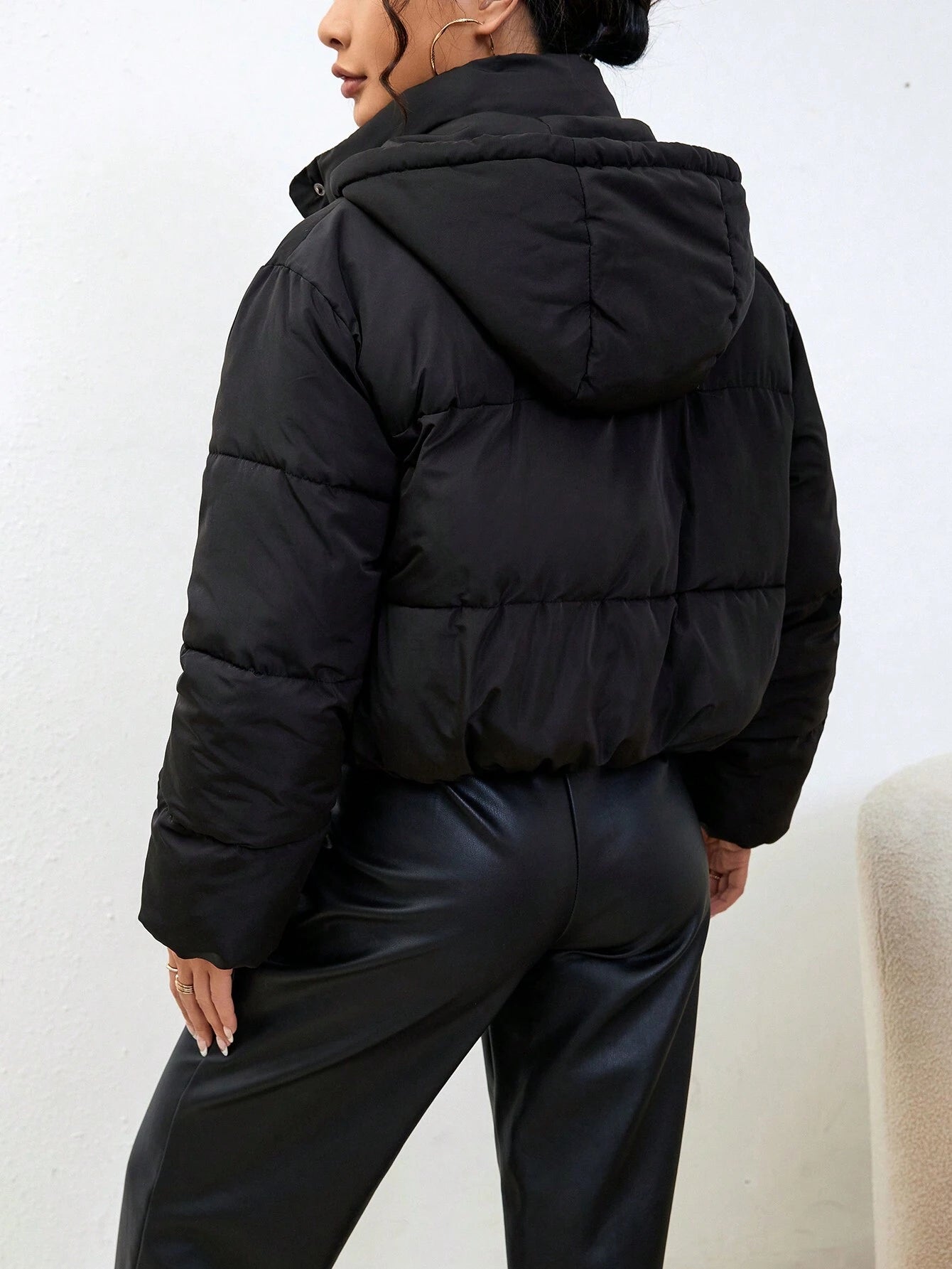 Veste en Duvet à Capuche pour Femmes - Chaude et Tendance pour Temps Froid