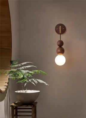 Applique Murale en Noyer et Verre - Design Élégant et Écologique