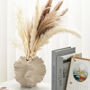 Vase en Céramique Moderne - Design Élégant avec Vagues Géométriques