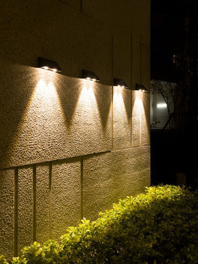 Applique Solaire Étanche pour Extérieur - Éclairage LED Durable et Écologique