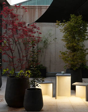 Éclairage Extérieur Étanche LED - Design Élégant et Résistant aux Intempéries