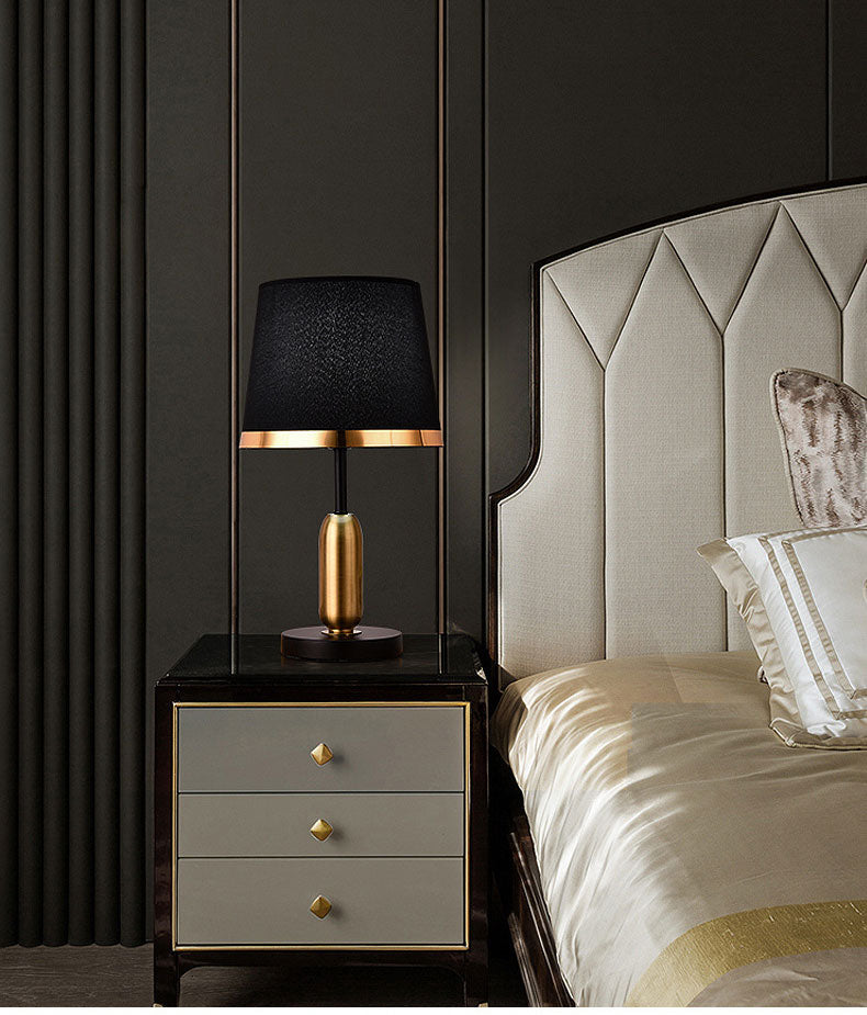 Lampe de Table Élégante en Or et Noir - Éclairage Chic pour Ambiance Cosy