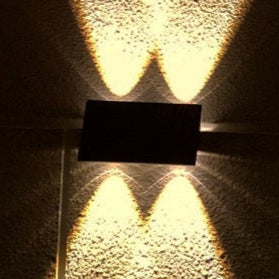 Lampe Solaire à Détection de Mouvement - Éclairage Automatique et Résistant aux Intempéries