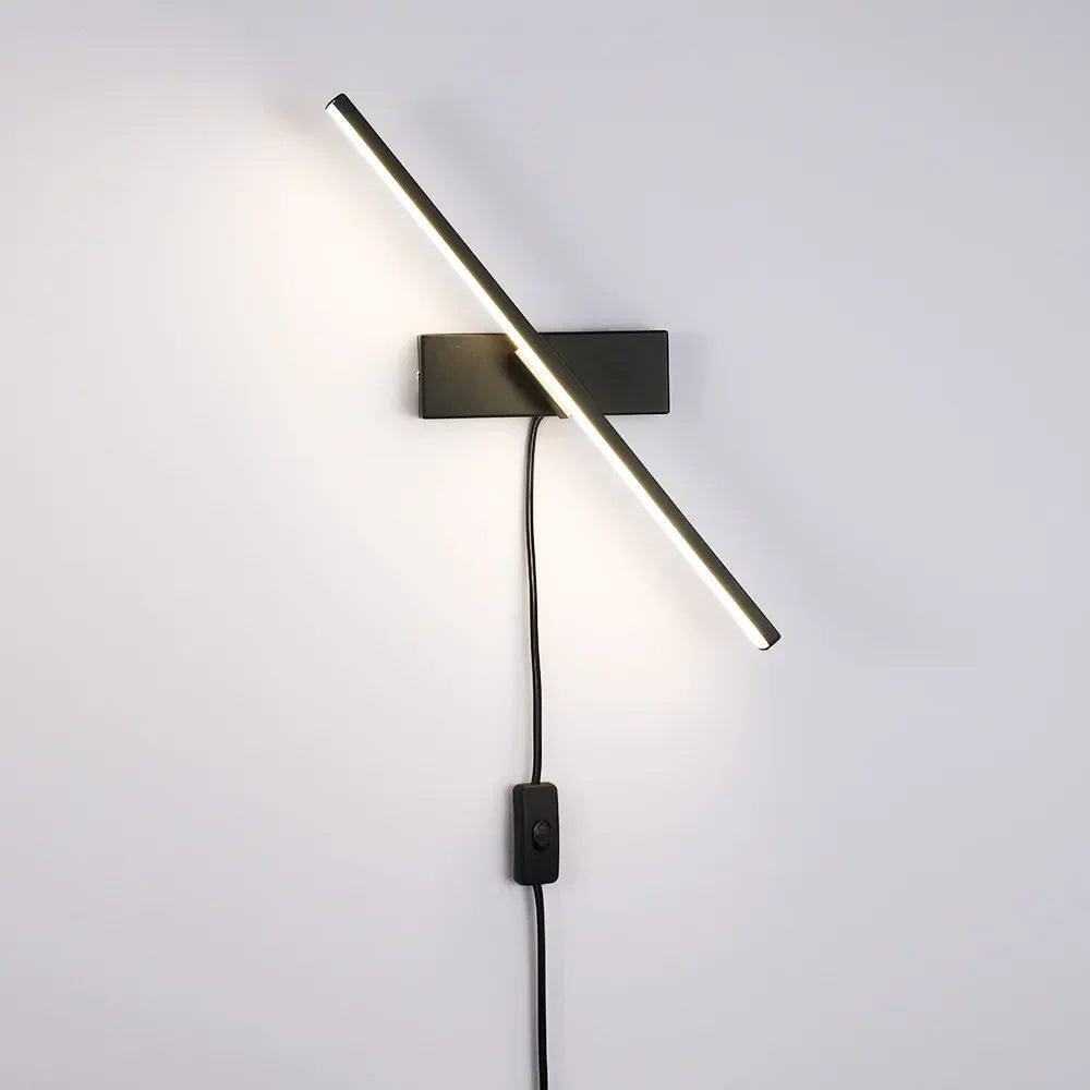 Applique Murale Scandinave Élégante - Design Minimaliste avec Prise Intégrée