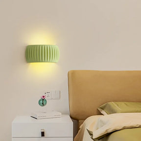 Applique Murale en Résine Colorée - Design Artistique et Économe en Énergie