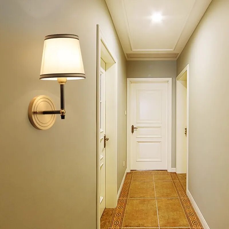 Lampe Murale Vintage Dorée - Éclairage Chaleureux et Élégant