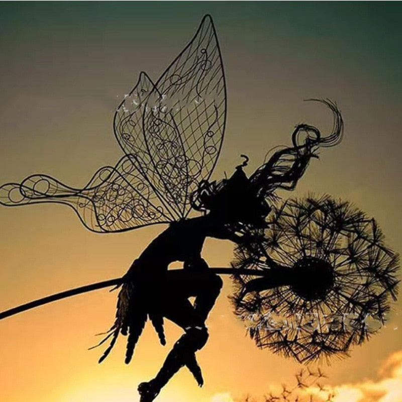 Sculpture de Fée en Métal pour Jardin - Art Résistant aux Intempéries et Magique