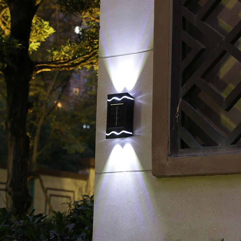 Lampe Solaire d'Extérieur Énergétique - Résistante aux Intempéries et Économique