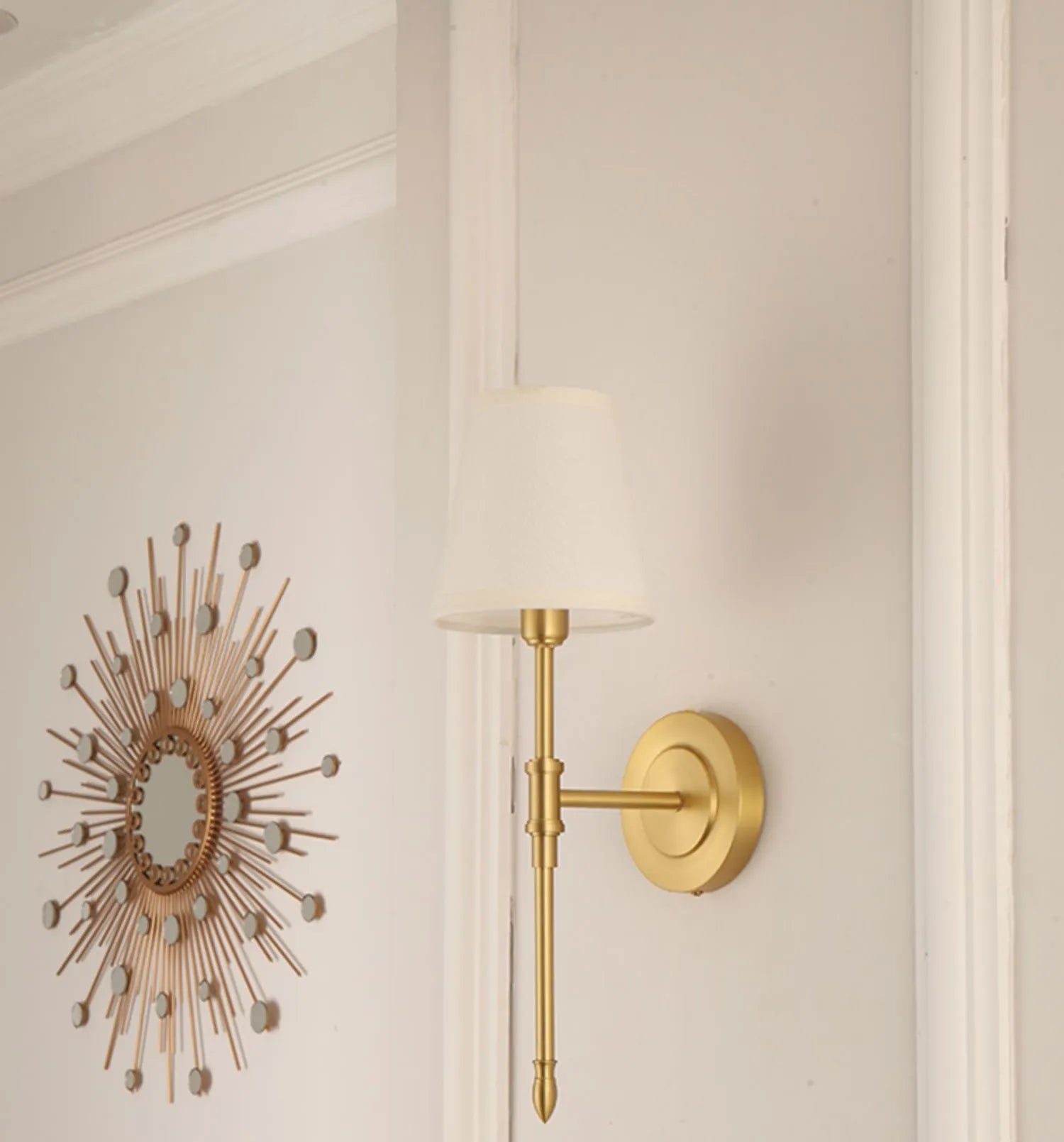 Applique Murale Élégante en Or et Noir - Style Luxueux pour Votre Intérieur