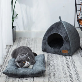 Maison pour Chat Fermée en Velours - Confort Ultime et Design Douillet