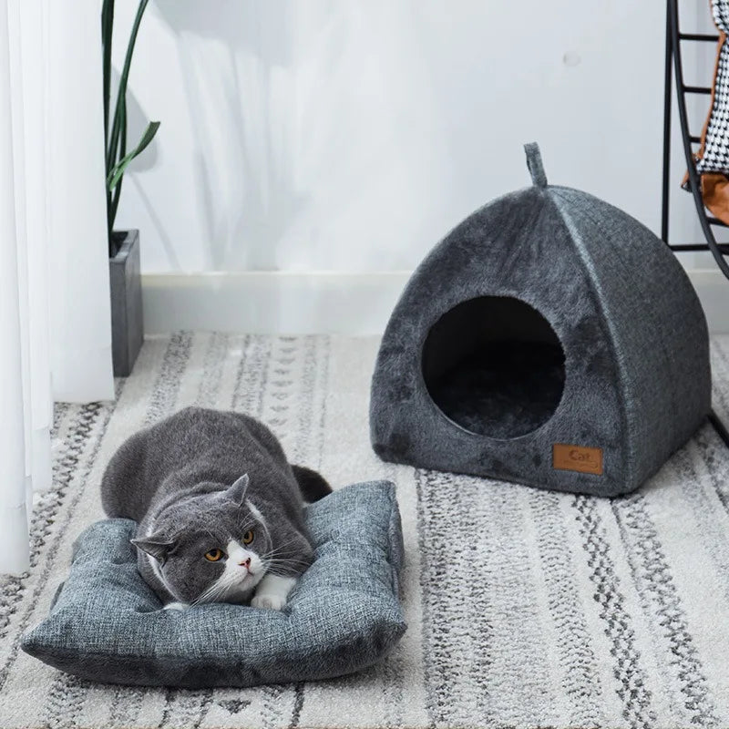 Maison pour Chat Fermée en Velours - Confort Ultime et Design Douillet