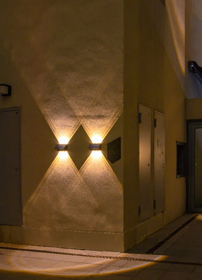 Applique Murale Solaire à Détecteur de Mouvement - Résistante aux Intempéries et Économique
