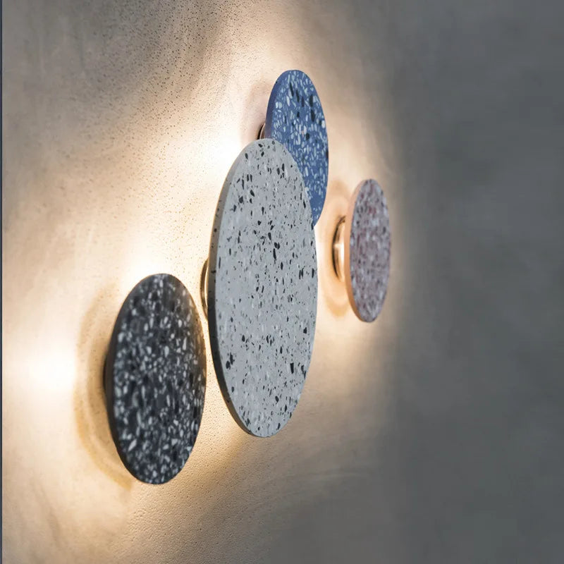 Applique Murale en Béton Moderne - Design Industriel et Éclairage LED Durable