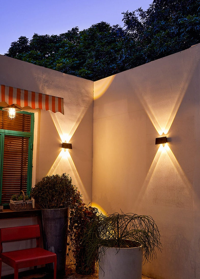 Lampe Murale Solaire Moderne - Éclairage Chic et Résistant aux Intempéries