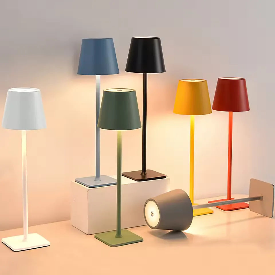 Lampe LED Sans Fil Étanche - Éclairage Tactile et Ambiance Élégante