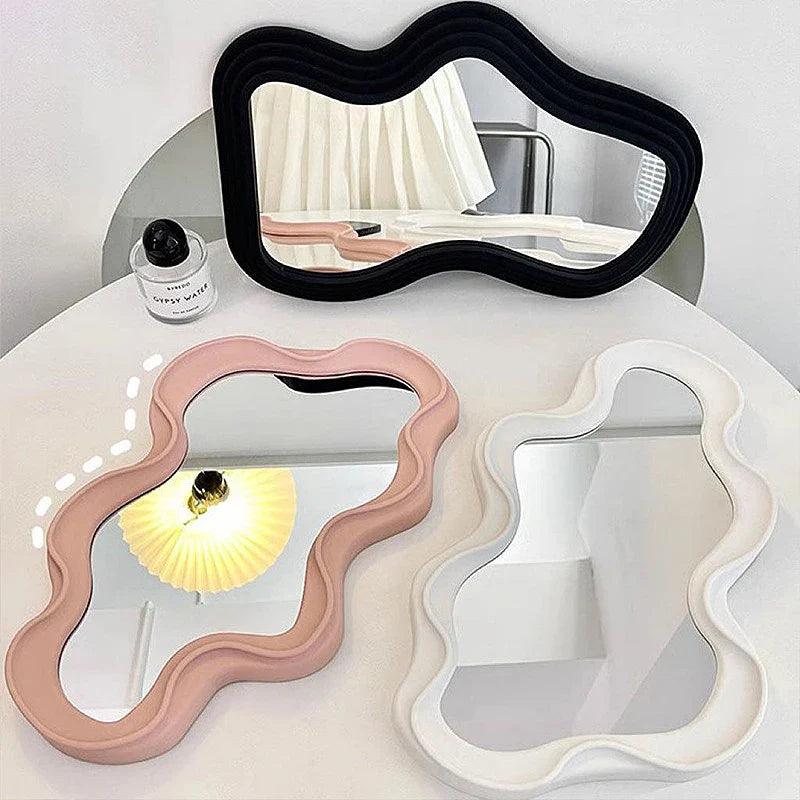 Miroir Nuage Décoratif - Design Créatif et Polyvalent