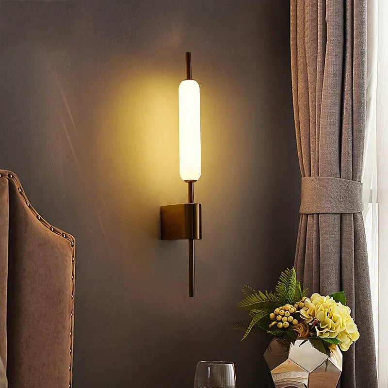 Applique Murale LED Dorée - Éclairage Énergétiquement Efficace et Élégant