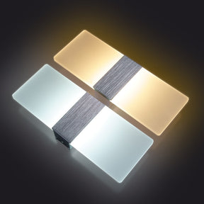Applique Murale Contemporaine - Éclairage Polyvalent et Durable