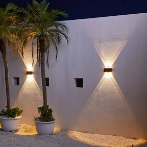 Lampe Murale Solaire Moderne - Éclairage Chic et Résistant aux Intempéries