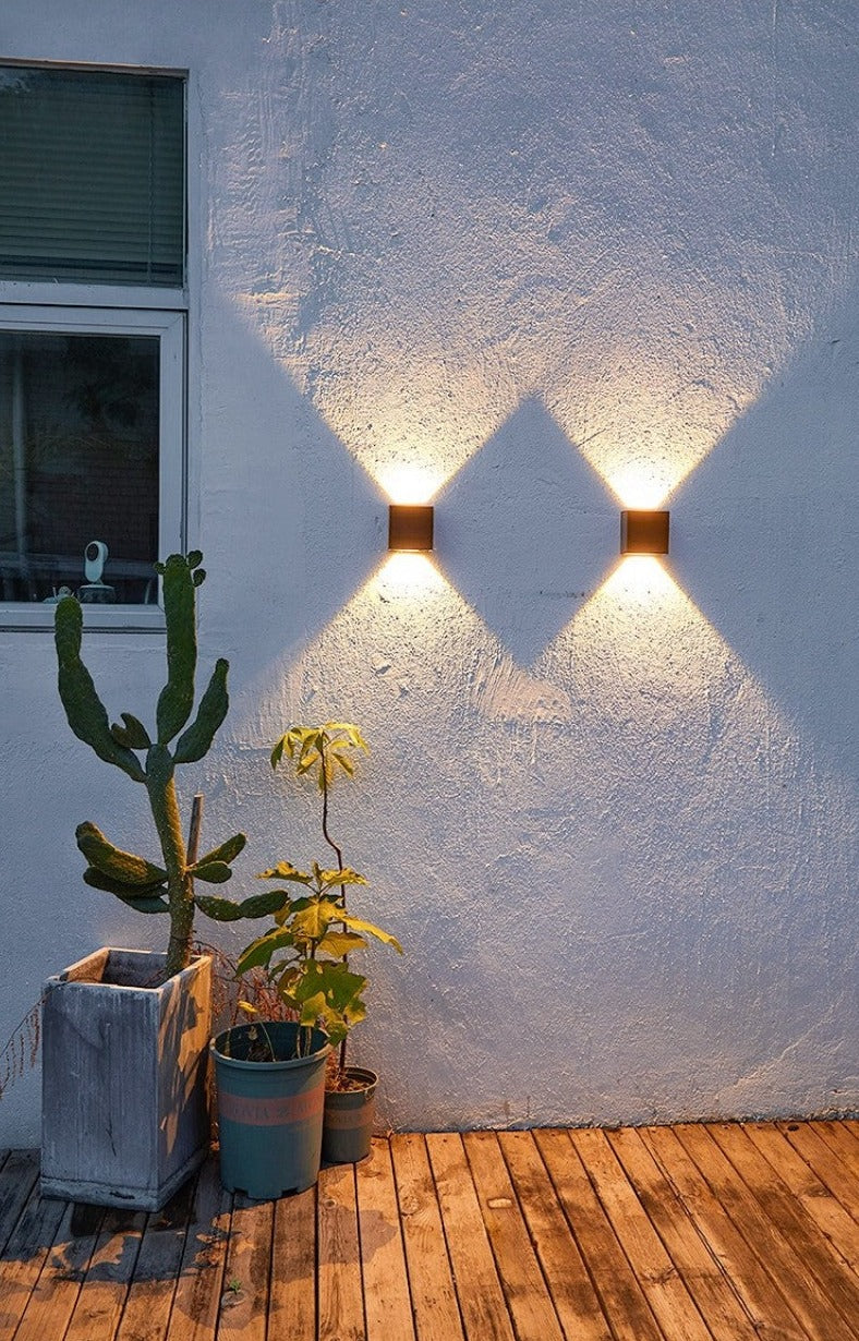 Applique Murale Solaire Étanche - Éclairage Automatique et Écologique