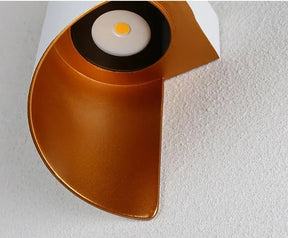 Applique Murale Moderne en Fer - Éclairage LED Économe et Durable