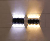 Lampe Solaire d'Extérieur Énergétique - Résistante aux Intempéries et Économique