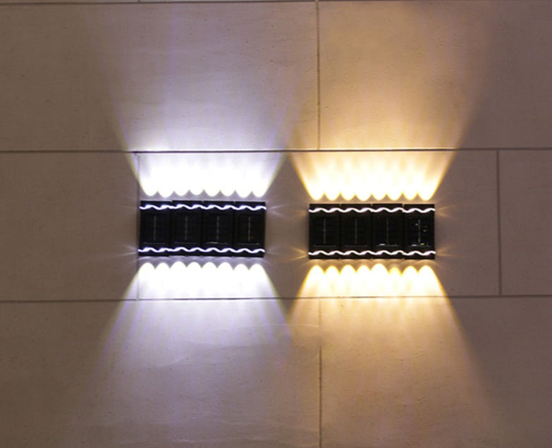 Lampe Solaire d'Extérieur Énergétique - Résistante aux Intempéries et Économique