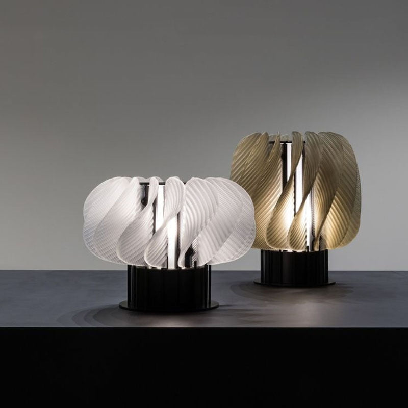 Lampe de Table Élégante en Fer - Design Raffiné et Économie d'Énergie
