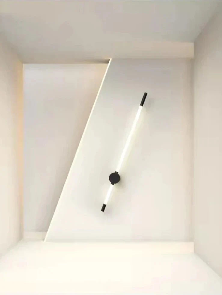 Applique Murale LED Verticale - Éclairage Économe et Élégant