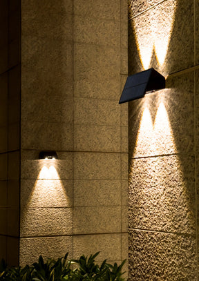 Lampe Solaire à Détection de Mouvement - Éclairage Automatique et Résistant aux Intempéries