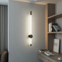 Applique Murale LED Verticale - Éclairage Économe et Élégant