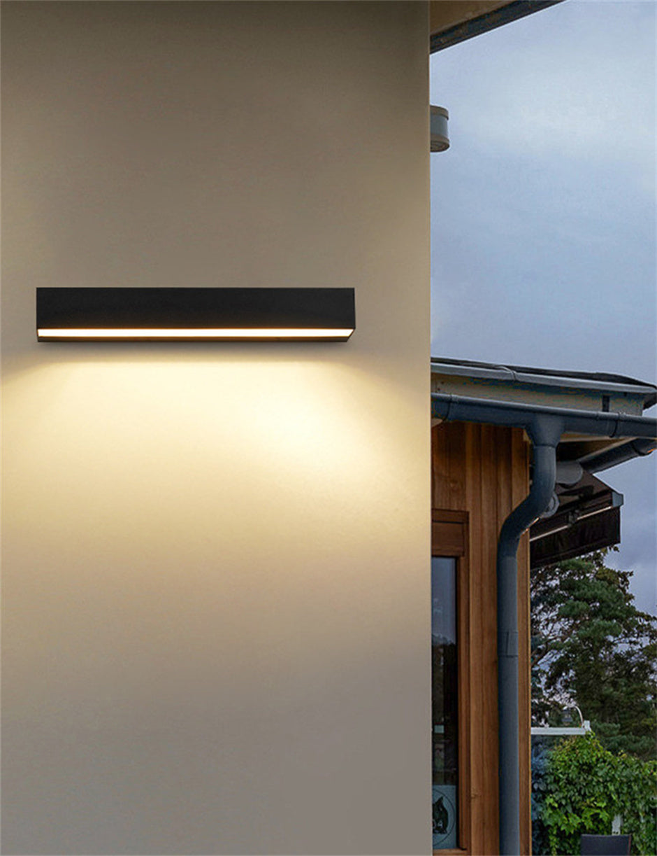 Applique Murale Éclairante pour Jardin - Résistante aux Intempéries et Énergétique