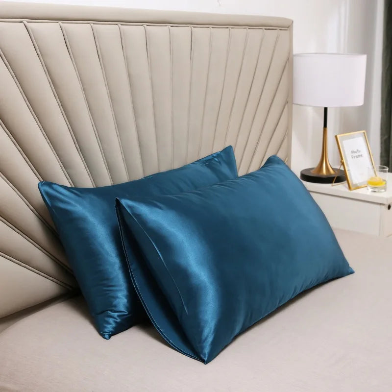 Housse de Coussin en Soie de Mûrier - Douceur Hypoallergénique pour Peaux Sensibles