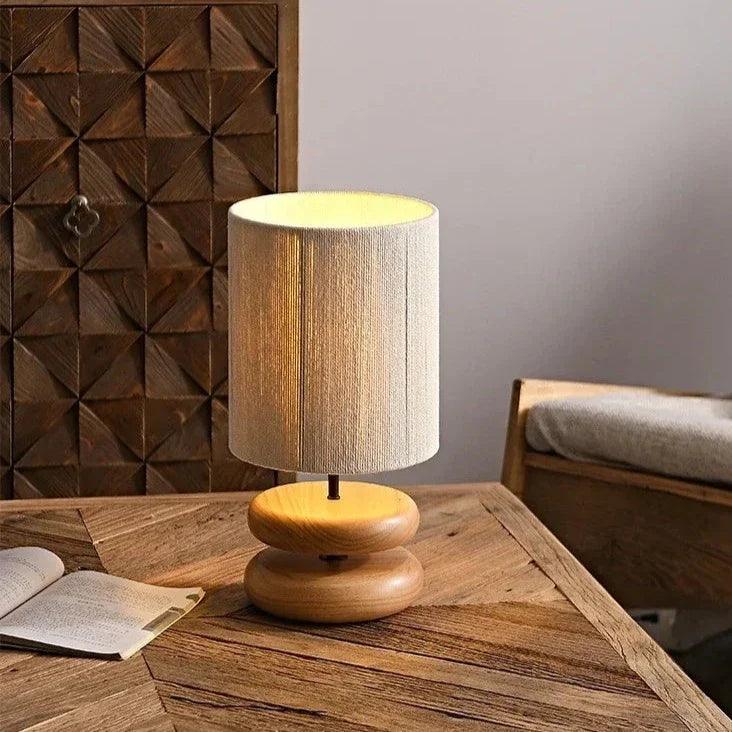 Lampe en Bois de Noyer - Éclairage Chaleureux et Élégant