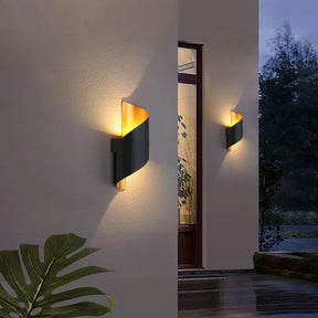 Applique Murale Moderne en Fer - Éclairage LED Économe et Durable