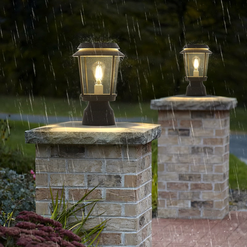 Lampe Solaire de Jardin - Éclairage Durable et Résistant aux Intempéries