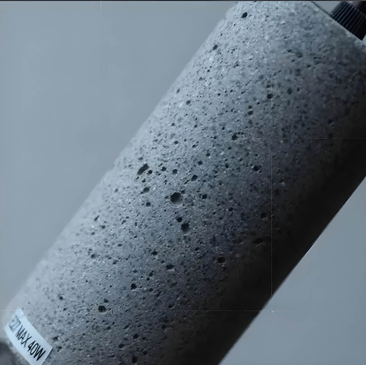 Lampe Suspendue Industrielle en Béton - Design Unique et Éclairage LED Efficace