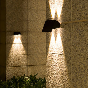 Lampe Solaire à Détection de Mouvement - Éclairage Automatique et Résistant aux Intempéries