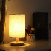 Lampe de Bureau LED en Bois - Élégance Scandinave avec Éclairage Ajustable