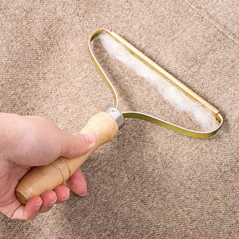 Raclette à Tapis pour Poils d'Animaux - Outil Ergonomique et Pratique