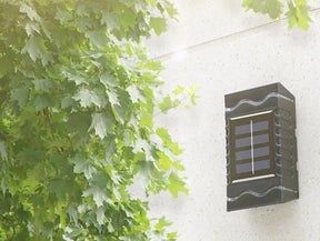 Lampe Solaire d'Extérieur Énergétique - Résistante aux Intempéries et Économique