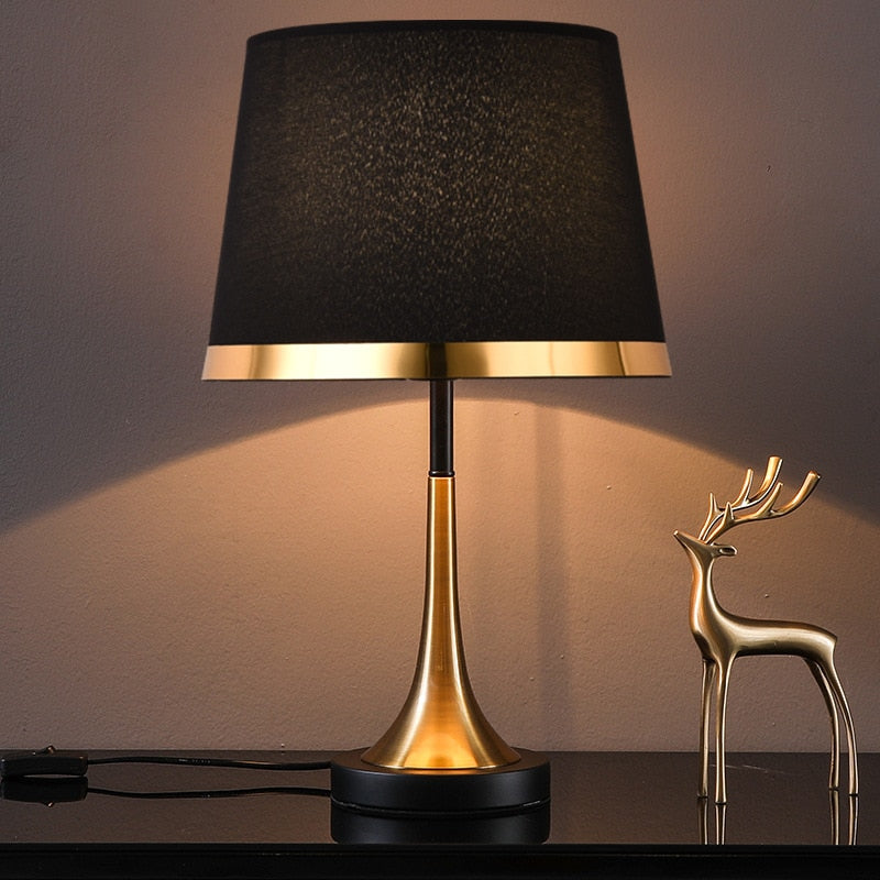 Lampe de Table Rétro en Or et Noir - Élégance et Glamour pour Votre Espace