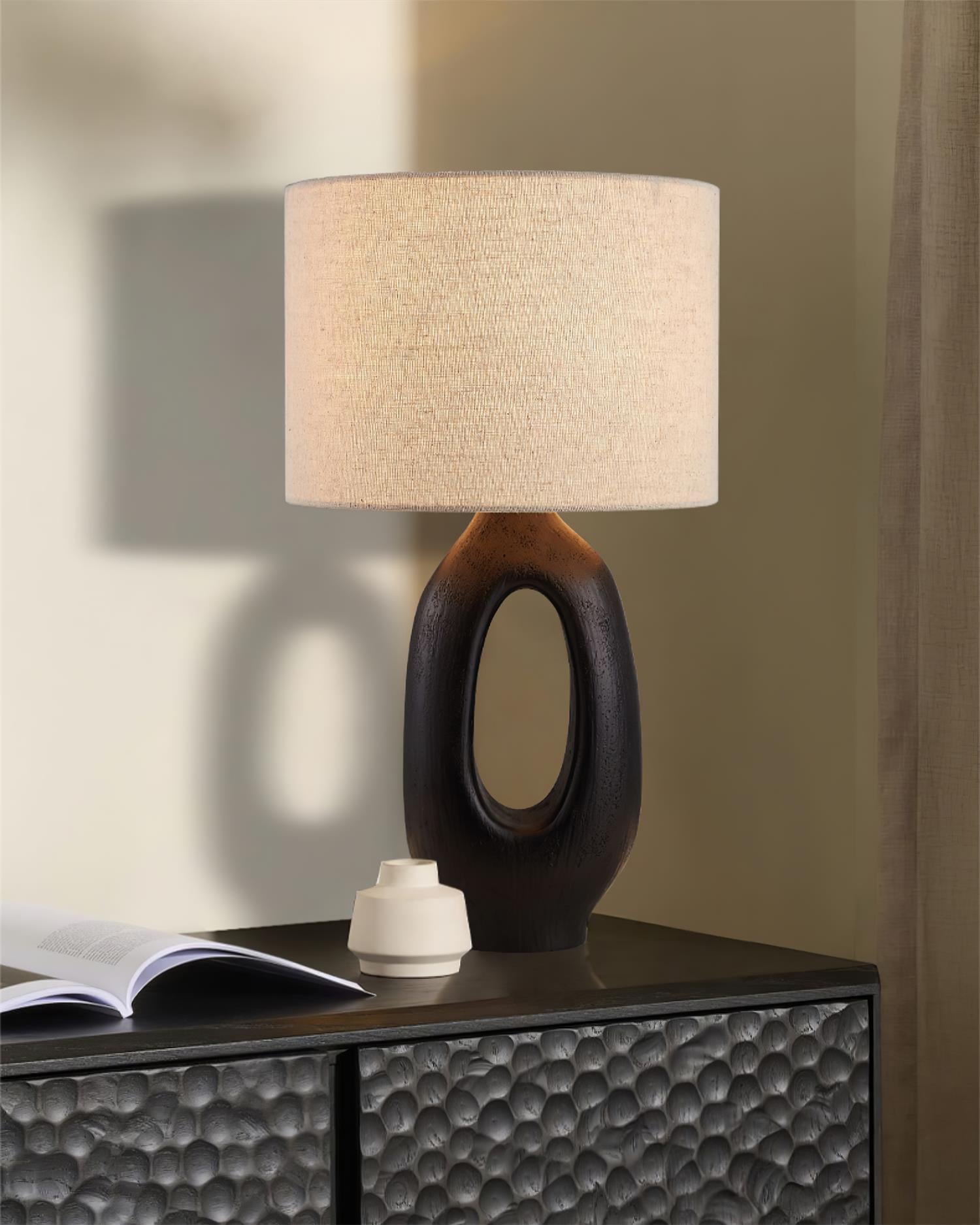Lampe de Table en Résine - Élégance et Lumière Chaleureuse